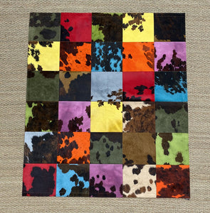 Tapis patchwork en peau de vache Normande teintée multicolore - Peau de vache & Cie